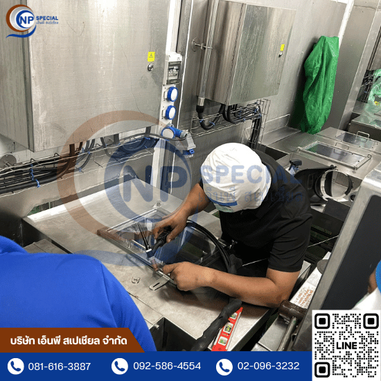 ติดตั้งเครื่องจักรโรงงาน